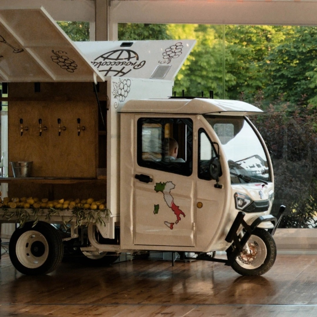 Prosecco Van – IMG_20250722_172111_742.webp