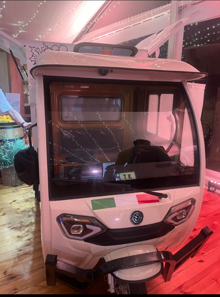 Prosecco Van – Screenshot_2025-07-22-16-14-20-56_99c04817c0de5652397fc8b56c3b3817.jpg